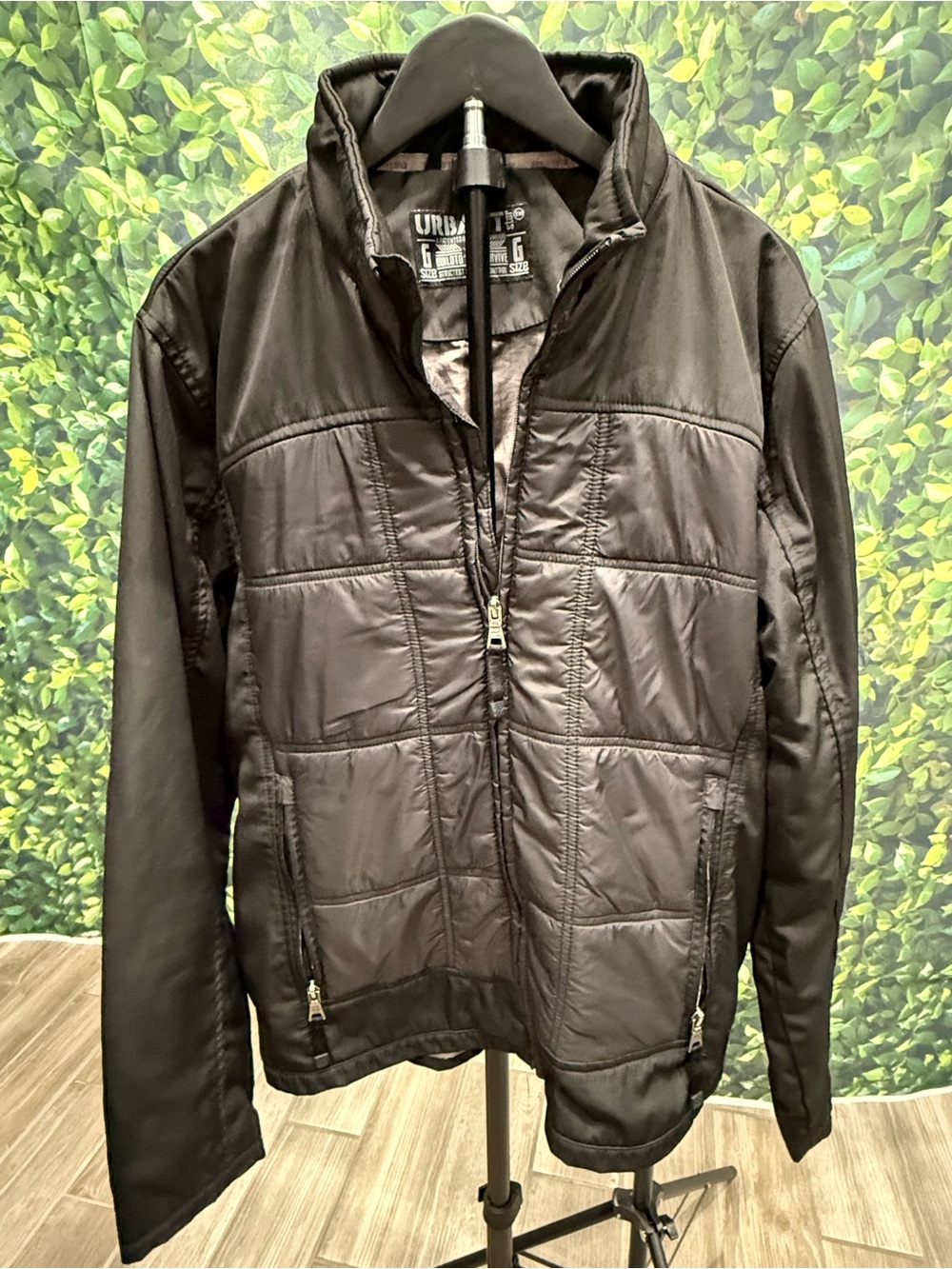 Urban Star Men’s Black Quilted Puffer Jacket Full Zip Stand-Up Collar Size L